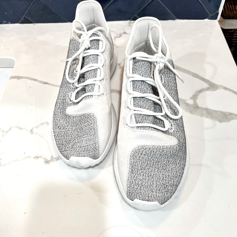 Adidas Tennis Shoes